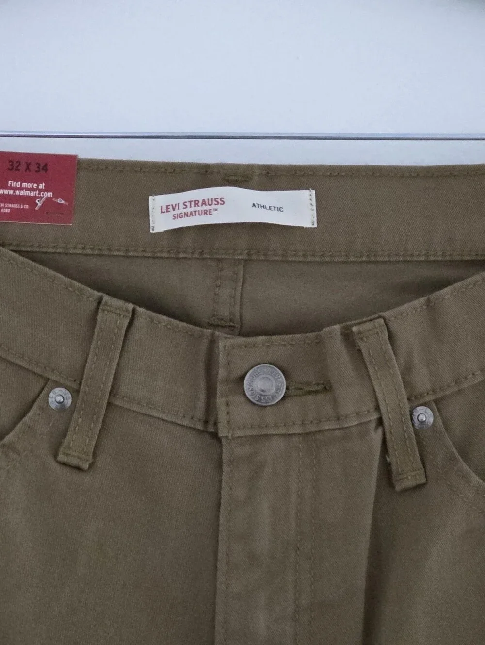 Levi Strauss Signature Men's Khaki Athletic Fit Jeans